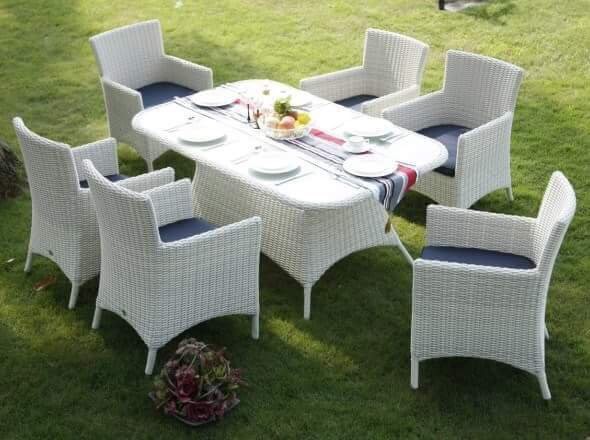 BÀN GHẾ NHỰA GIẢ MÂY 11