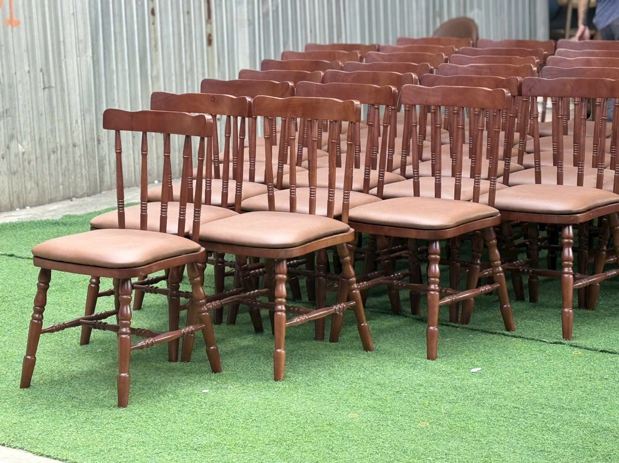 ghế gỗ phòng ăn