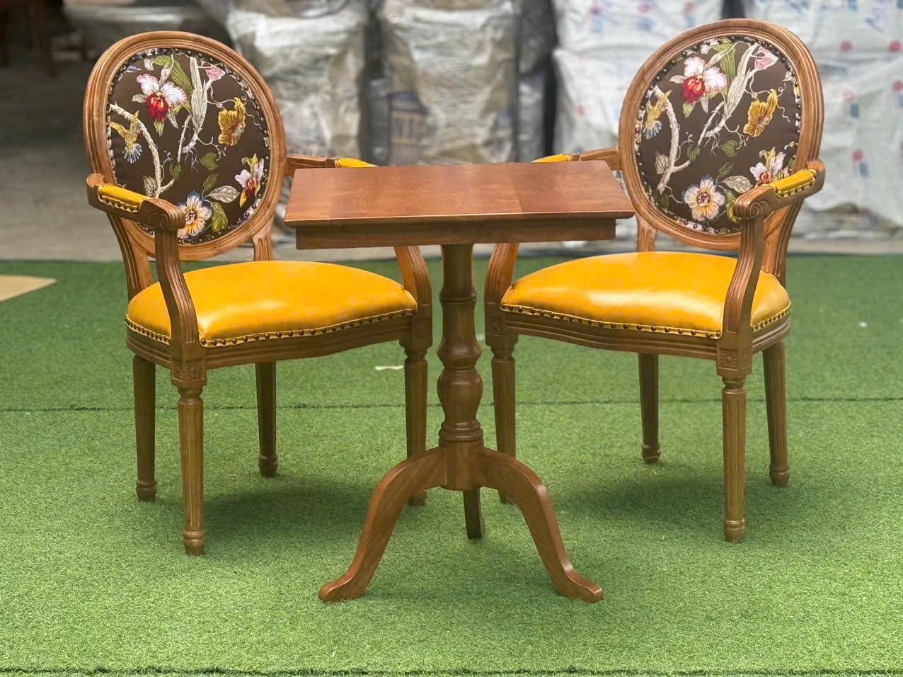 bàn ghế nhà hàng khách sạn