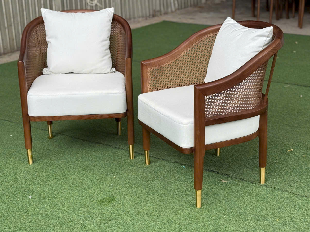 Ghế cafe gỗ Grasse