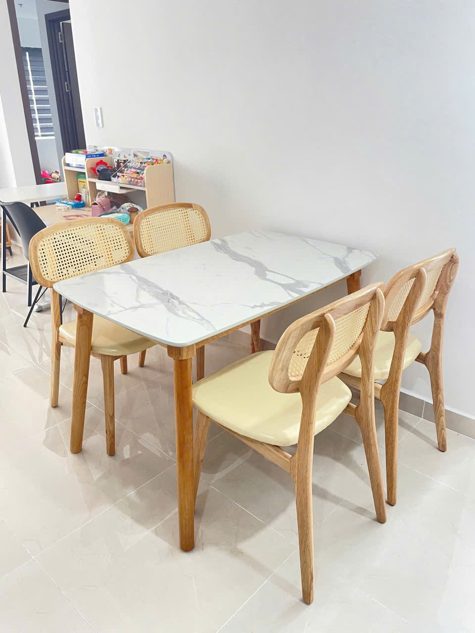 bàn ghế gỗ phòng ăn gia đình