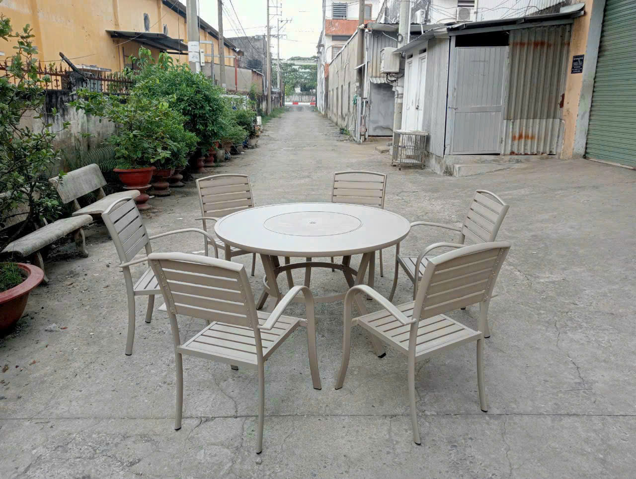 Bàn ghế ăn nhôm đúc ngoài trời