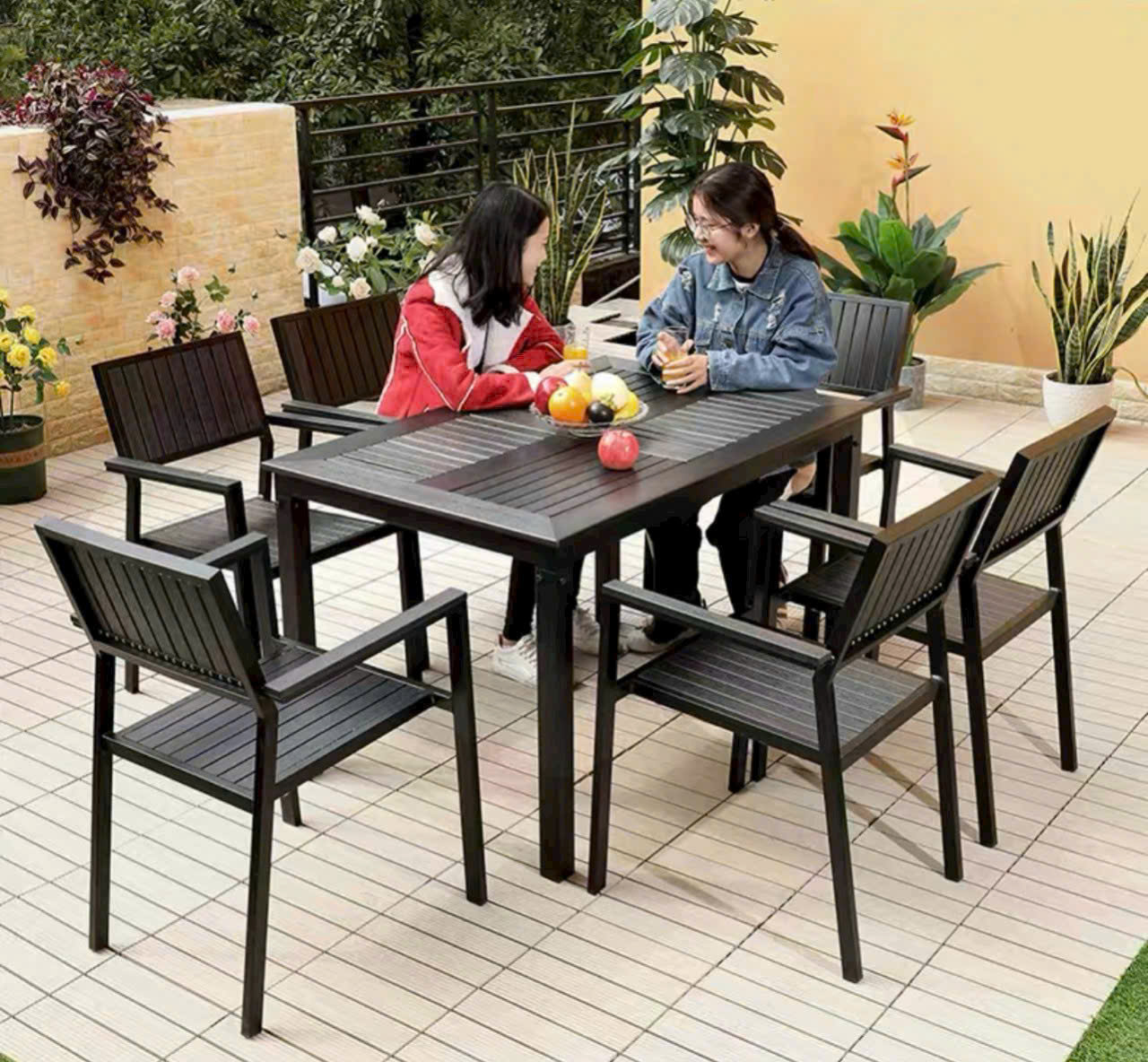 Bàn ghế ăn nhôm đúc ngoài trời