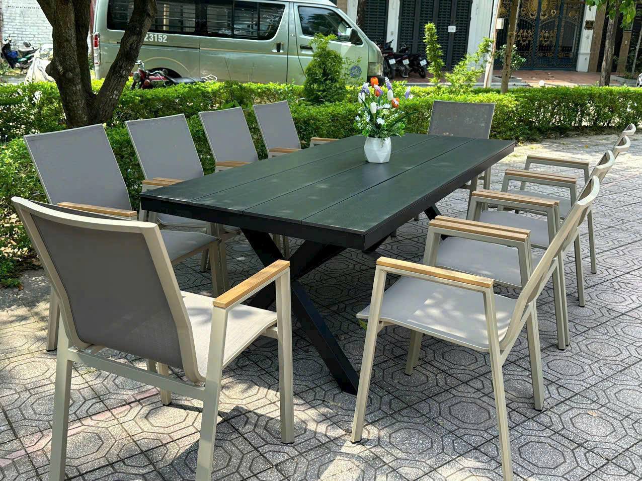 Bàn ghế ăn sân vườn nhôm đúc