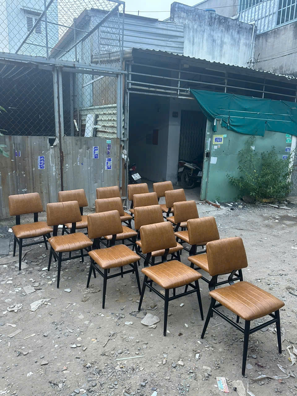 ghế sắt cafe sân vườn