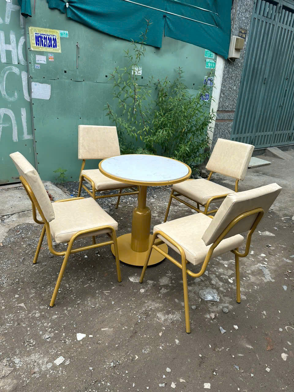 bàn ghế cafe trà sữa