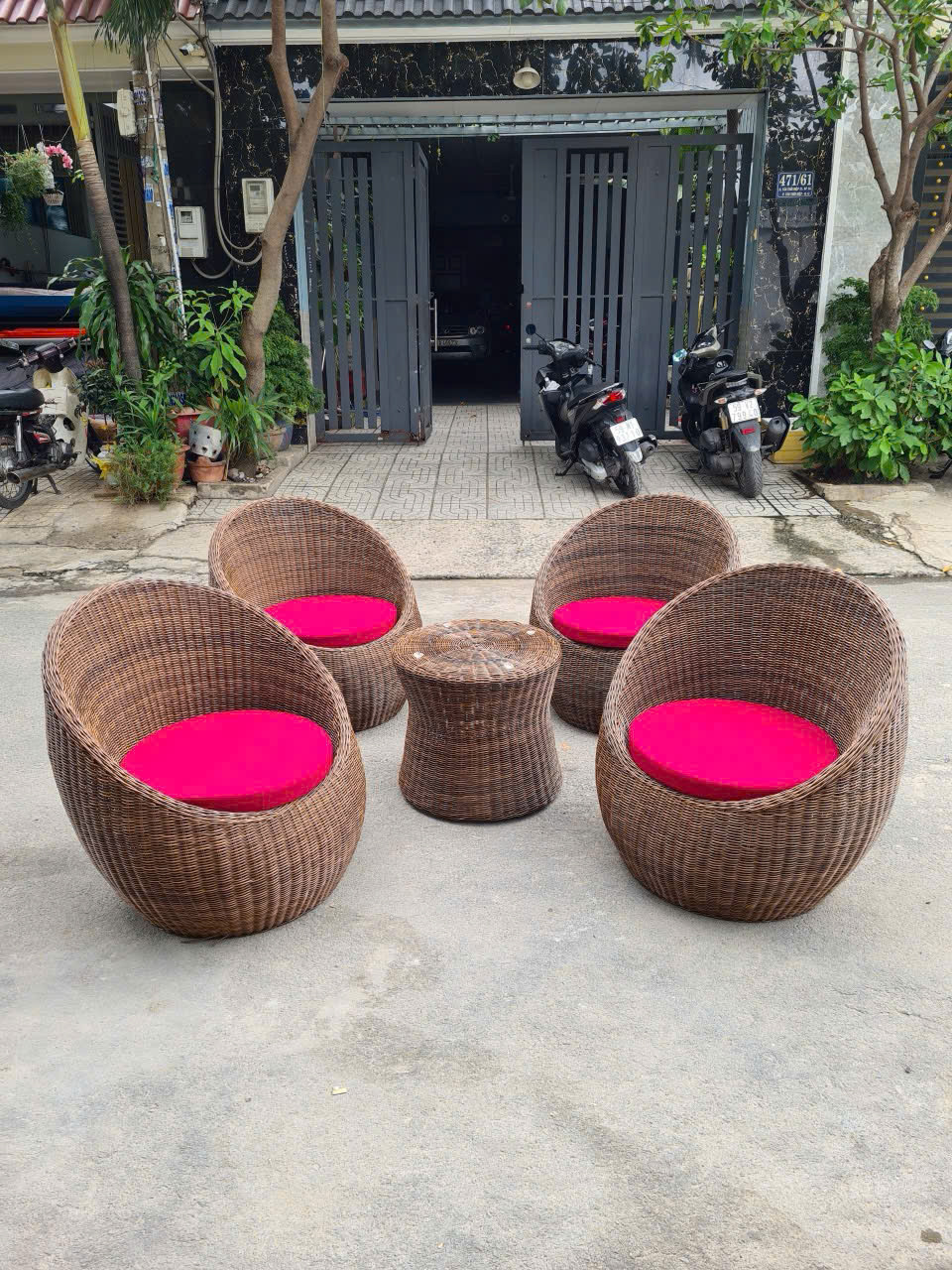 bàn ghế sofa trứng ngoài trời